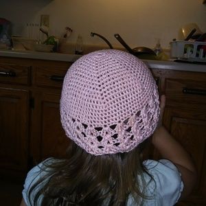 FREE with purchace Baby bonnet pink size 1T & up